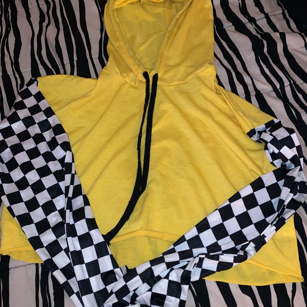Yellow checkered cropped hoodie